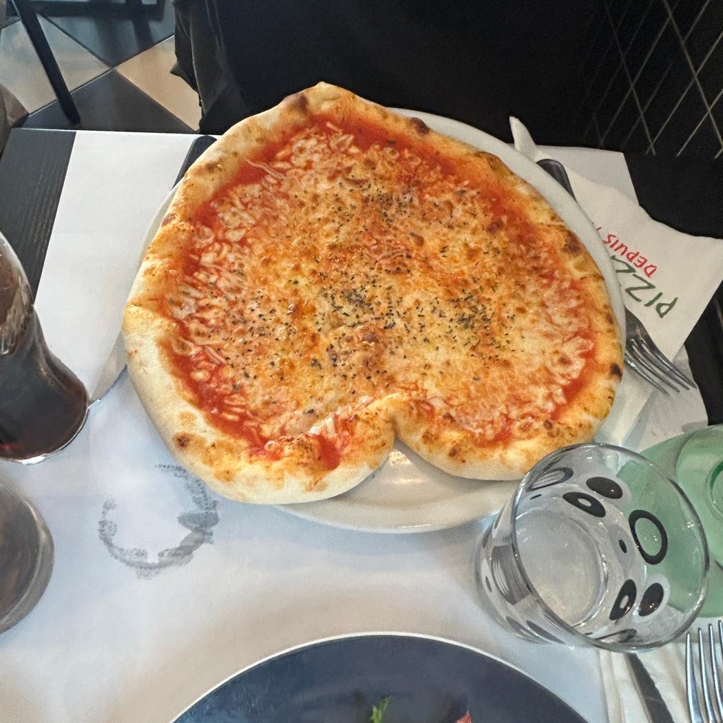 Restaurant Pizza Mido - Depuis 1983 3